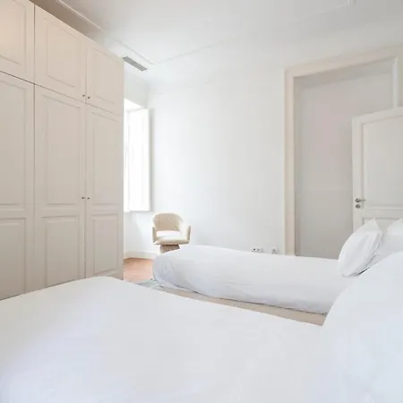 Ratto - 4 Bedroom Apartament