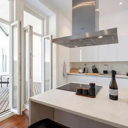 Ratto - 4 Bedroom Apartament *